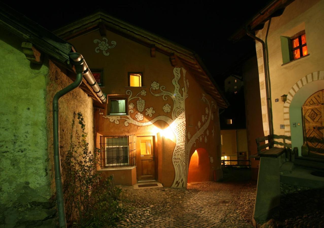 Traube 3*